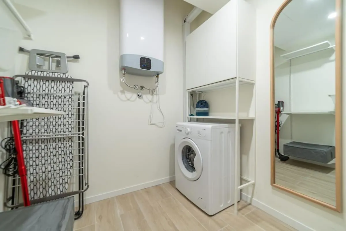 The Central Garibaldi B Intrho Milan Apartment