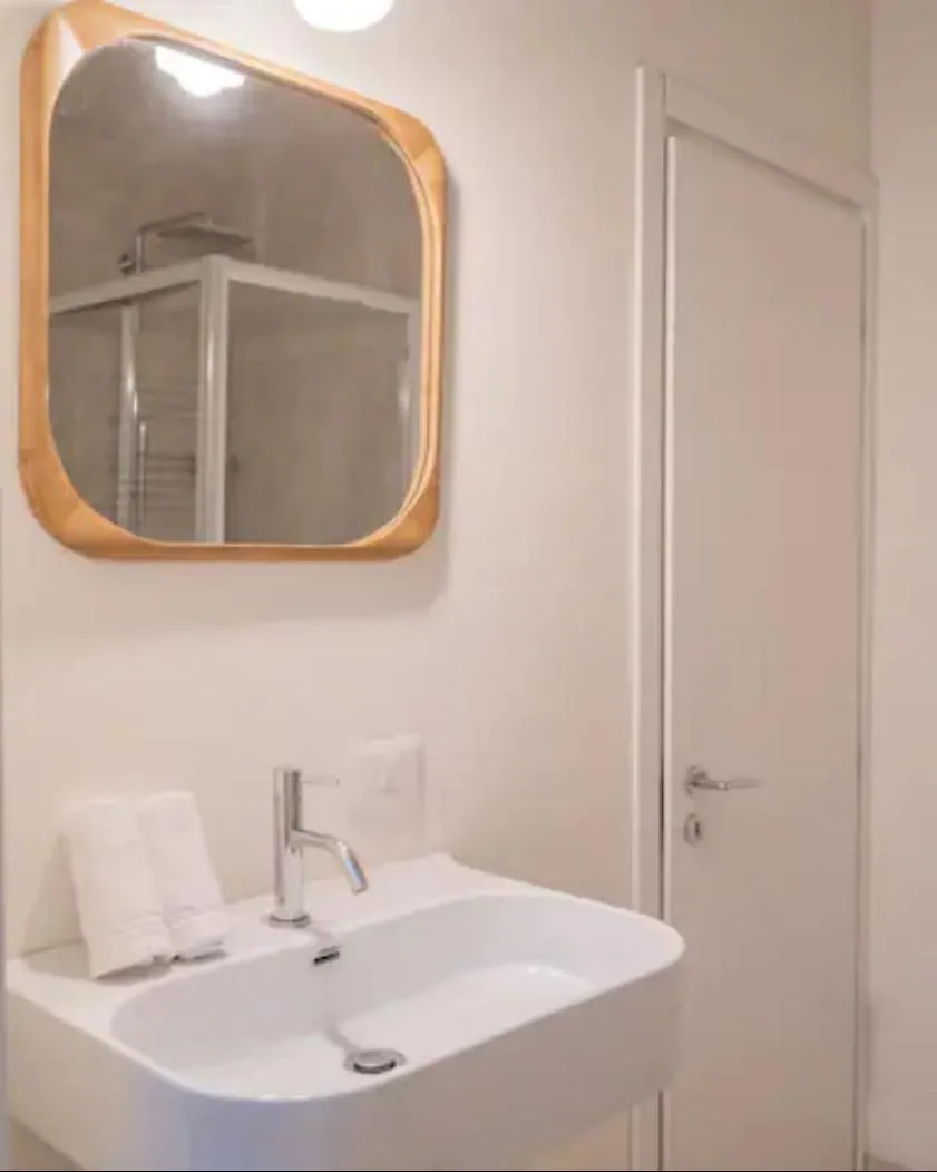 Apartment The Central Garibaldi B Intrho Milan