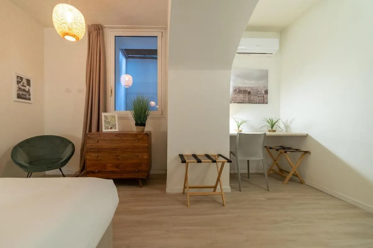 The Central Garibaldi B Intrho Milan Apartment