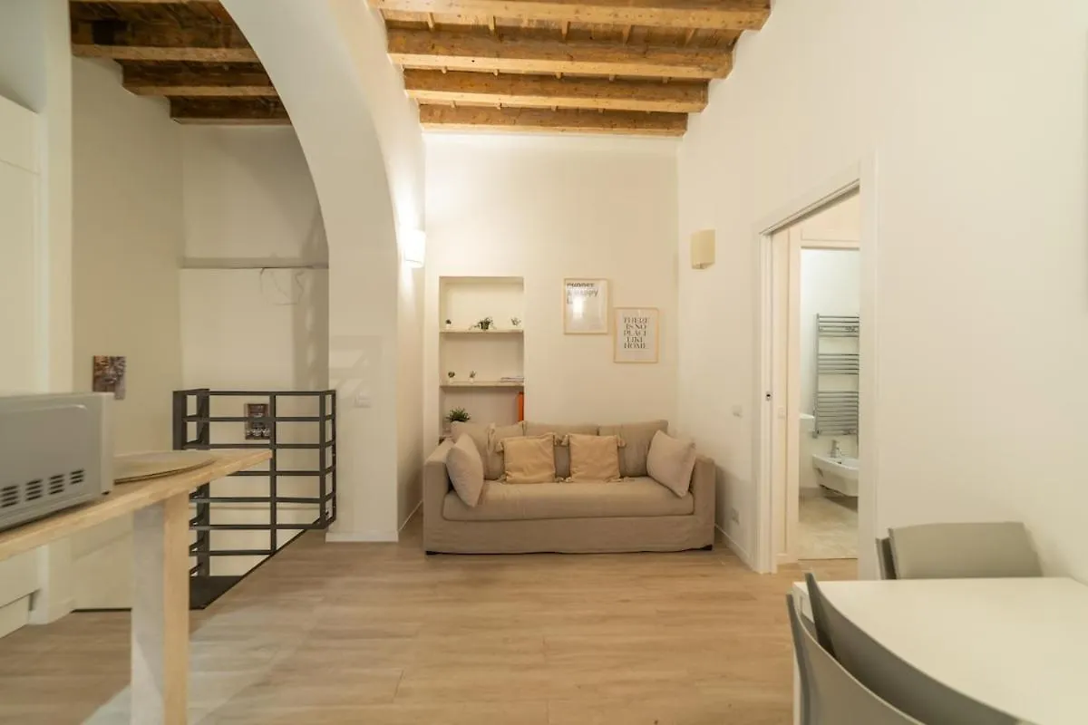 Apartment The Central Garibaldi B Intrho Milan
