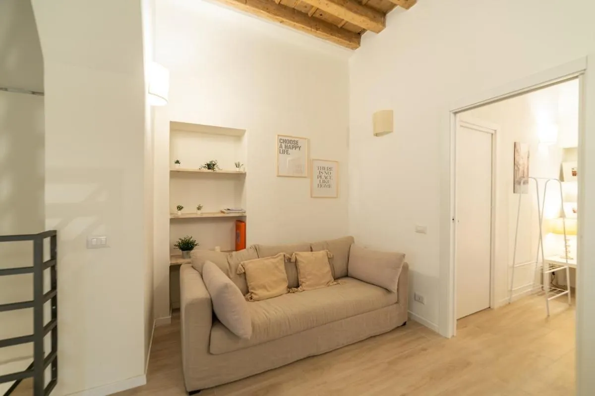 Apartment The Central Garibaldi B Intrho Milan Italy